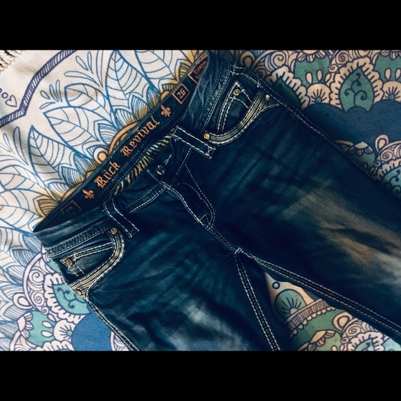 Rock Revival Jeans - Picture 4 of 4